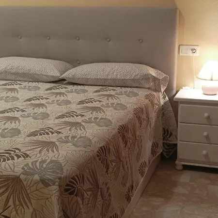 Primera Linea De Mar Apartment *